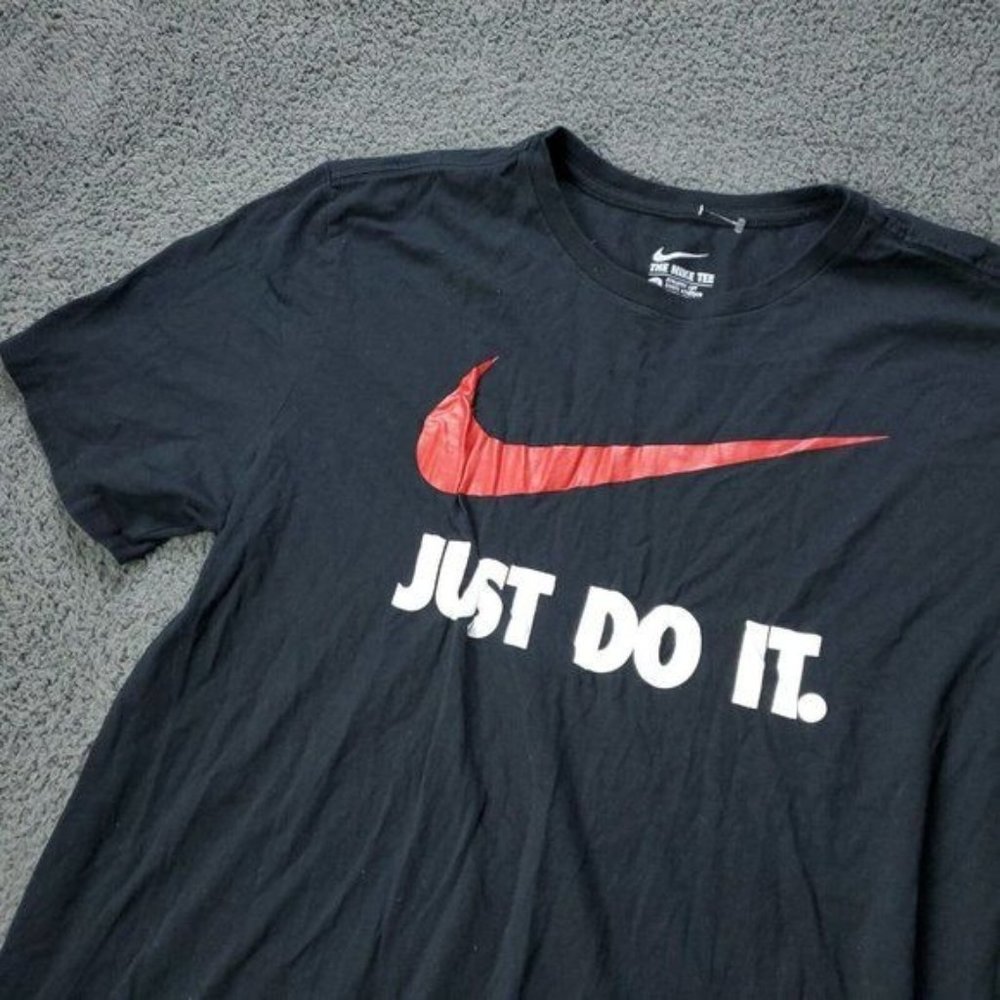 Nike Just Do It T-Shirt Mens Size XL Black Red Swoosh Short Sleeve - Picture 2 of 10